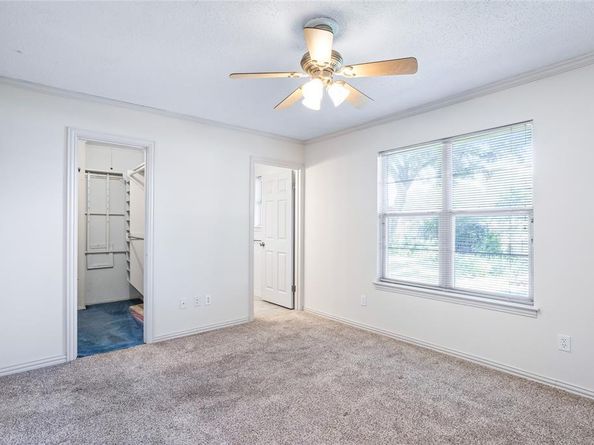 1913  Galahad Lane , Arlington Texas 76014