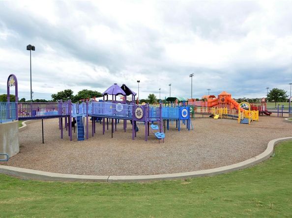 817  Rushmore Drive , Allen Texas 75002