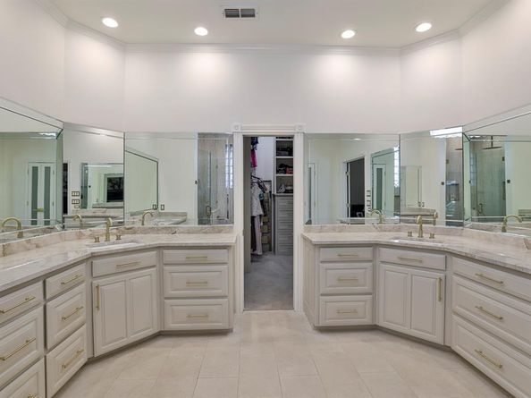 6340  Arrowhead Road , Fort Worth Texas 76132