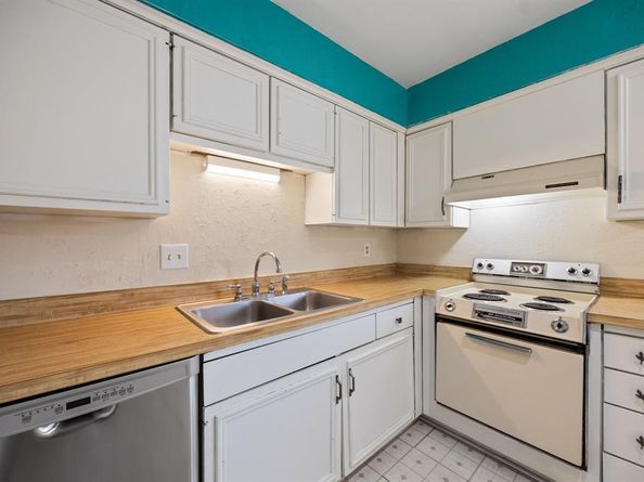 529 W Lookout Drive  225, Richardson Texas 75080