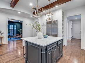 4900 W Stanford Avenue , Dallas Texas 75209