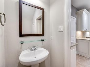 4646  Rhett Lane  F, Carrollton Texas 75010