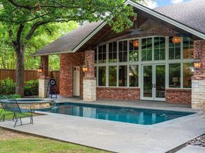 4710  Bobbitt Drive , Dallas Texas 75229