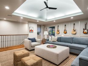 4710  Bobbitt Drive , Dallas Texas 75229