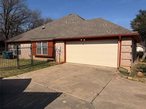 8805  Rolling Springs Court , Fort Worth Texas 76120