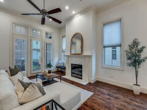 2114  Aylesport Drive , Dallas Texas 75201