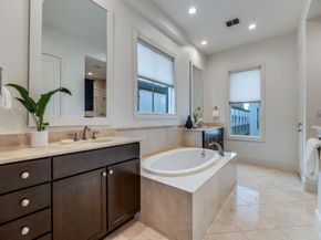 2114  Aylesport Drive , Dallas Texas 75201