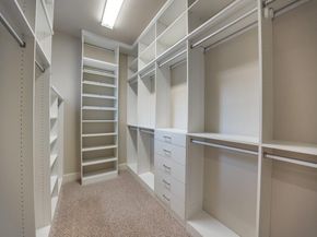 2114  Aylesport Drive , Dallas Texas 75201