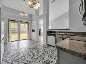 6003  Ivy Glen Drive , Arlington Texas 76017