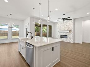 902  Boston Lane , River Oaks Texas 76114