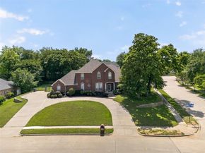 2416 Park Run Drive, Arlington Texas 76016