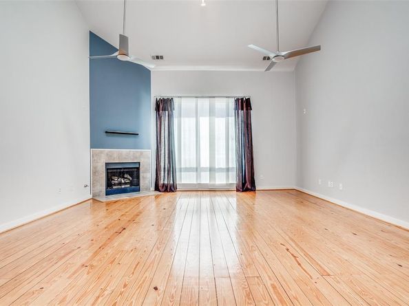 4213  Dickason Avenue  27, Dallas Texas 75219