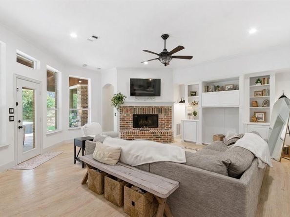 4918 S Meadow Ridge Circle , McKinney Texas 75072