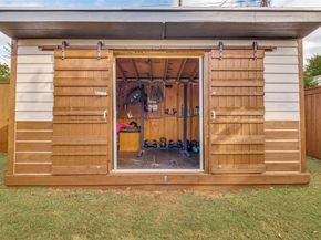 4015  Lively Lane , Dallas Texas 75220