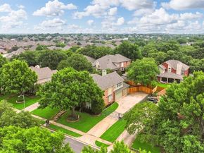 7612  Oak Knoll Drive , North Richland Hills Texas 76182