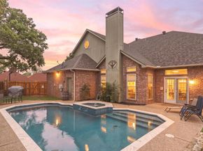 7612  Oak Knoll Drive , North Richland Hills Texas 76182