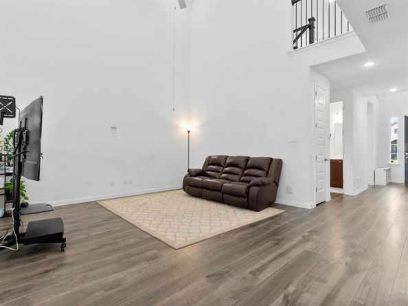 803  Brenda Drive , Mansfield Texas 76063