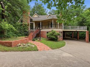 1945  Bluebird Avenue , Fort Worth Texas 76111