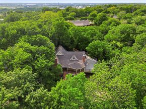 1945  Bluebird Avenue , Fort Worth Texas 76111