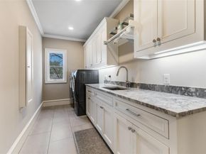 3017  Southwestern Boulevard , University Park Texas 75225