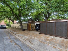 3000  Haynie Street , Fort Worth Texas 76112