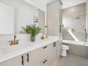 1827  Pollard Street , Dallas Texas 75208