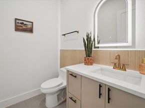 1827  Pollard Street , Dallas Texas 75208