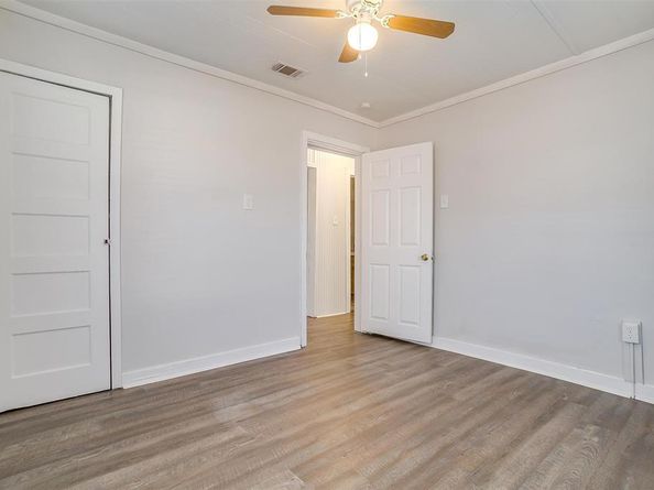 691  Meadow Park Drive , White Settlement Texas 76108