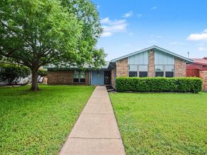 1738  Glouchester Drive , Garland Texas 75044