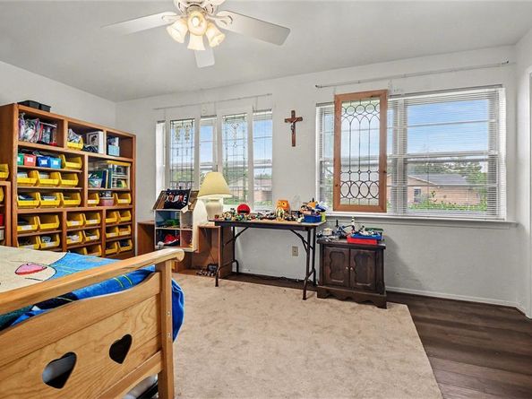 1738  Glouchester Drive , Garland Texas 75044