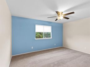 1522  Knollview Lane , Carrollton Texas 75007
