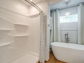 2119  Stanley Avenue , Fort Worth Texas 76110