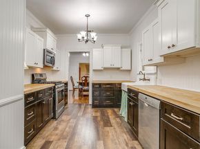 2119  Stanley Avenue , Fort Worth Texas 76110