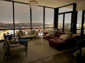 2200  Victory Avenue  2306, Dallas Texas 75219