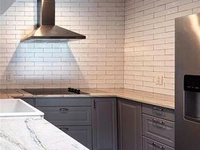 7450  Holly Hill Drive  103, Dallas Texas 75231