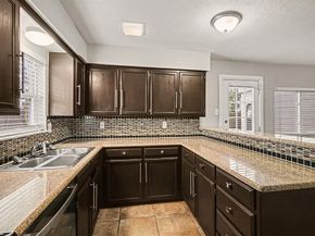 1606  Hawthorne Drive , Arlington Texas 76012