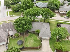 1209  O Shannon Lane , Garland Texas 75044
