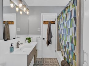 4025  Aragon Drive , Fort Worth Texas 76133