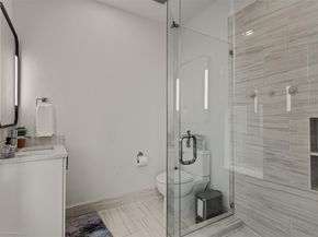 304  Mathey Court , Dallas Texas 75208