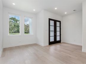 623  Parkview Avenue , Dallas Texas 75223