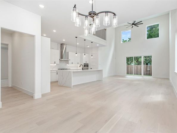 623  Parkview Avenue , Dallas Texas 75223