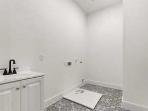 1825  Pollard Street , Dallas Texas 75208