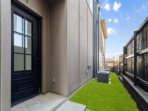 1825  Pollard Street , Dallas Texas 75208