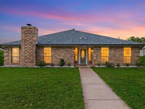 1132  Trinity Drive , Benbrook Texas 76126