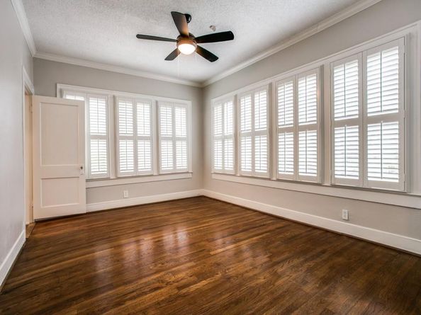 5606  Mercedes Avenue , Dallas Texas 75206