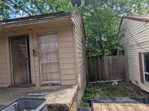 3402  Glenhaven Boulevard , Dallas Texas 75211