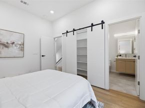 1920  Caddo Street  204, Dallas Texas 75204