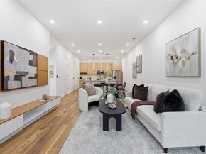 1920  Caddo Street  204, Dallas Texas 75204