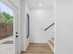 1920  Caddo Street  204, Dallas Texas 75204