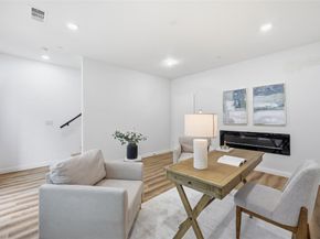 1920  Caddo Street  204, Dallas Texas 75204